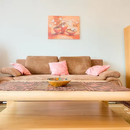 B513 Apartament *